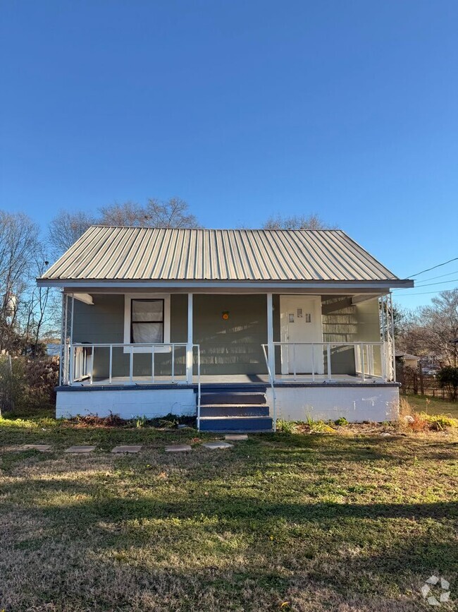 Building Photo - 2 bed, 1 bath home in Opelika