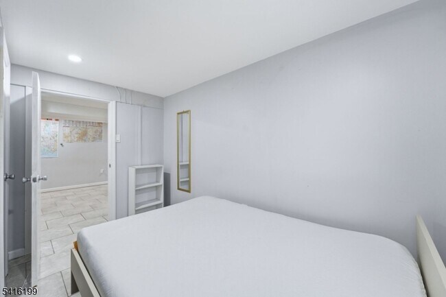 Building Photo - 30 Arden Rd