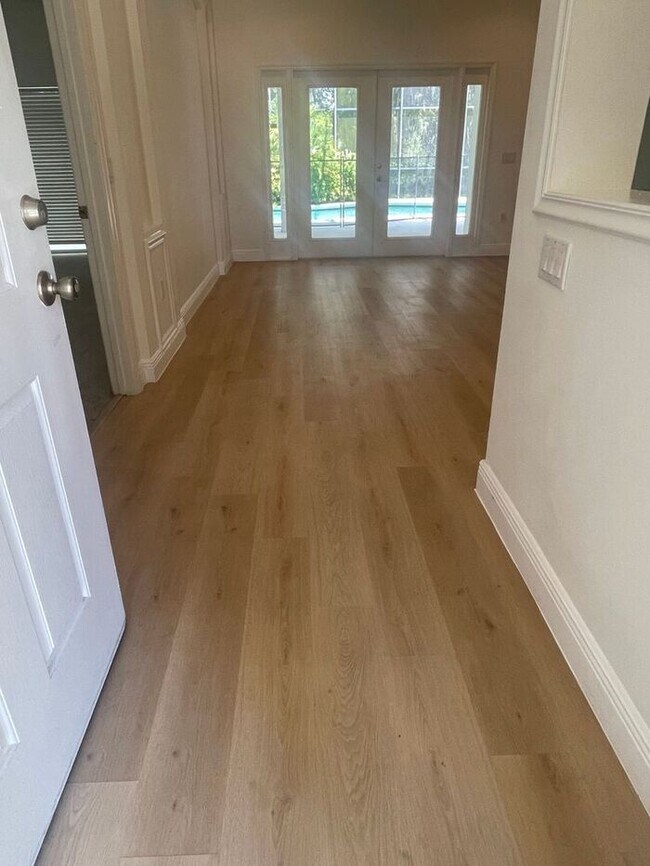 Building Photo - Bella Lago-Pool Home-1441 Beacon Dr Kissim...