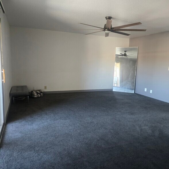 Building Photo - 5080 Indian River Dr