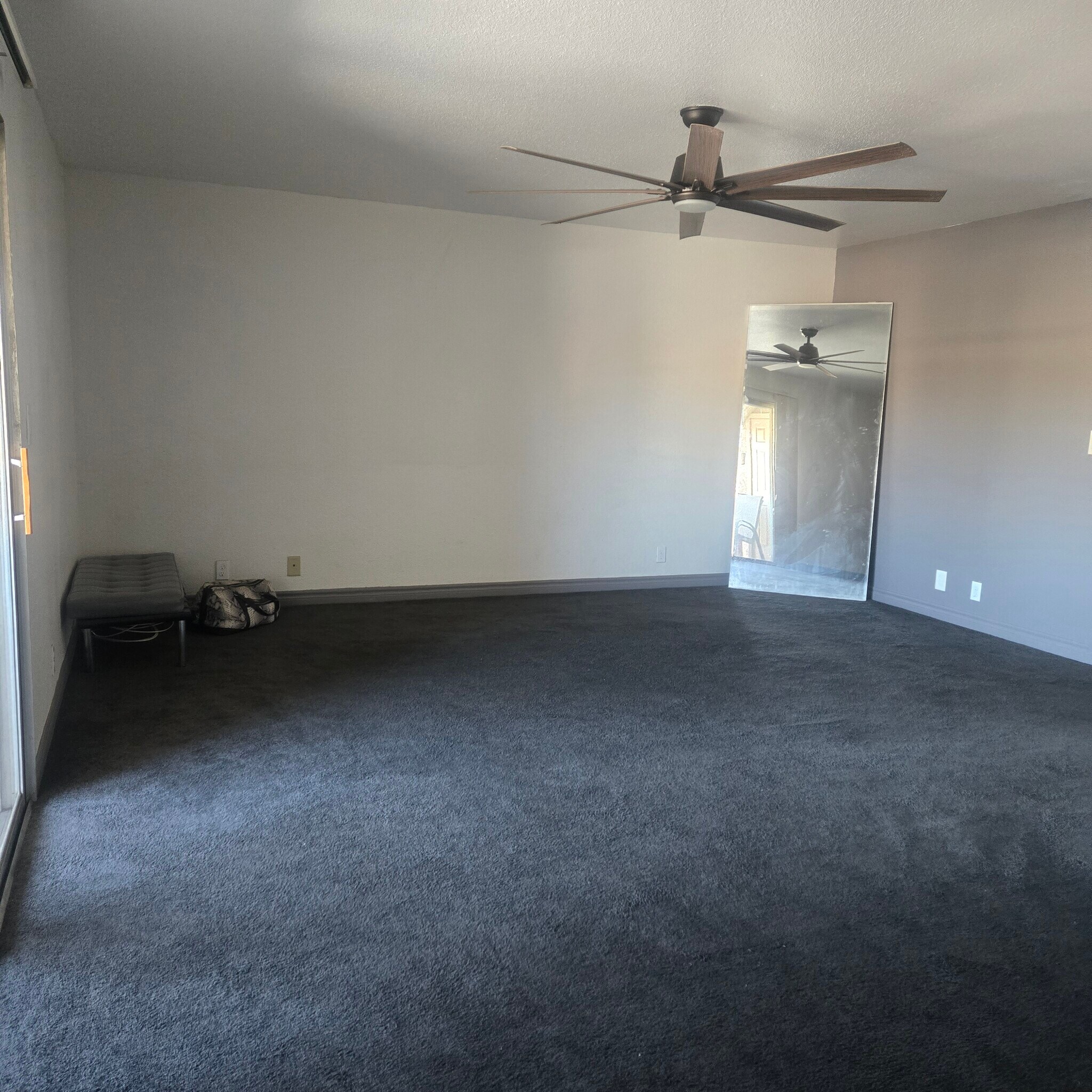 Building Photo - 5080 Indian River Dr