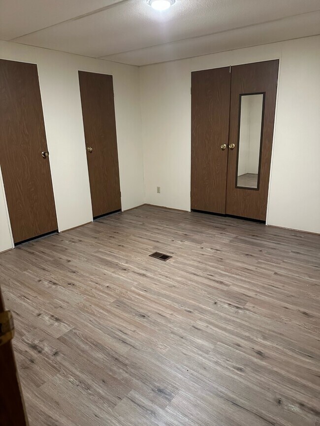 Building Photo - Magnolia #09