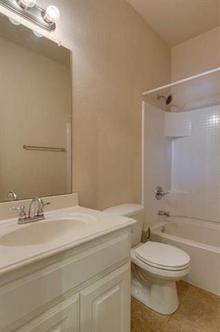 Building Photo - 4533 Wheatland Dr