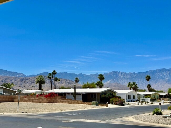 Building Photo - 38890 Desert Greens Dr W