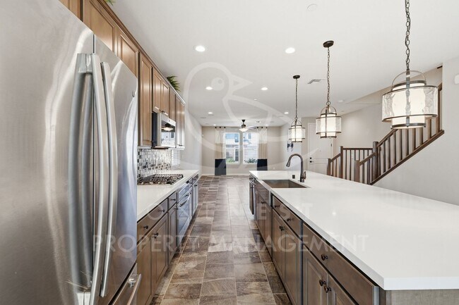 Building Photo - 4 bedroom, 3 bathroom - 2473 square feet; Twelve Bridges