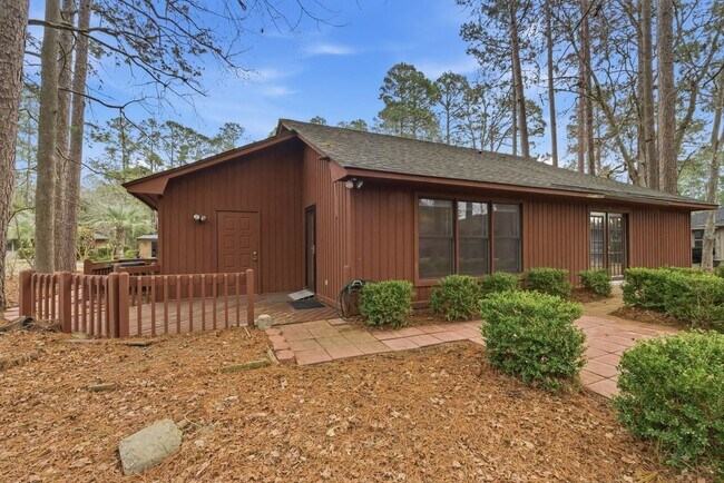 Building Photo - 100 Timberline Dr