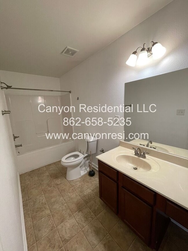 Building Photo - 177 Sagebrook Dr