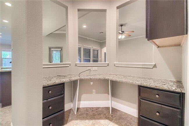 Building Photo - 8700 Evelina Trail