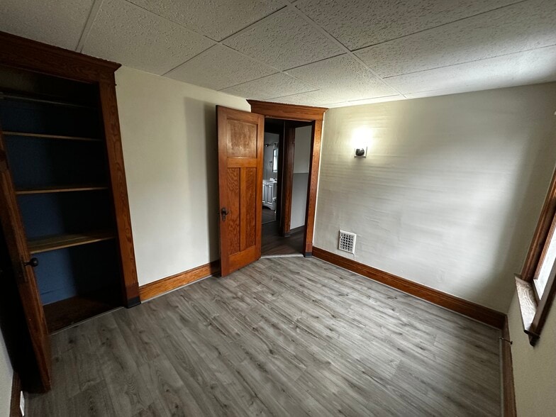 Building Photo - 23 Indian Orchard Pl