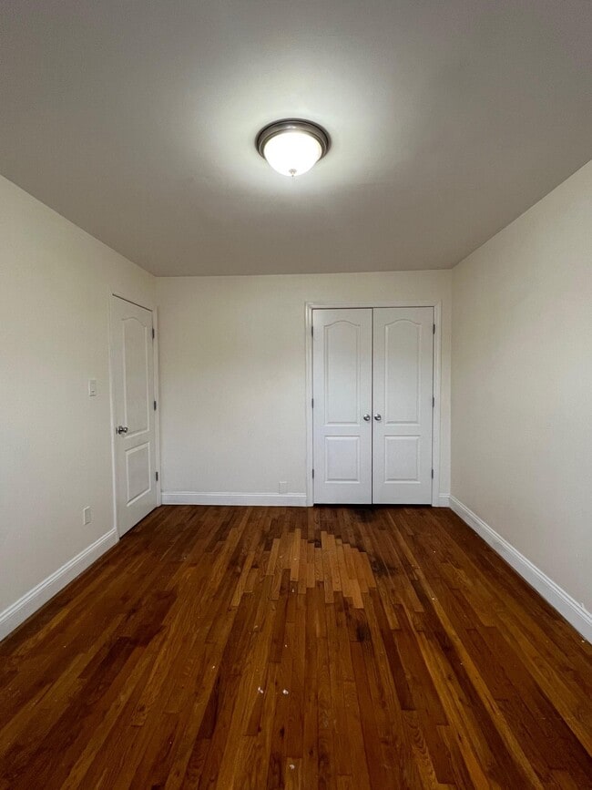 Building Photo - 4385 Wickham Ave
