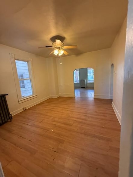 Building Photo - 1523 1st Ave