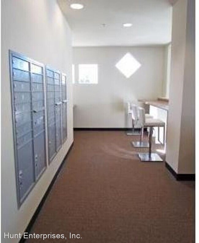 Building Photo - 4200 E Anaheim St