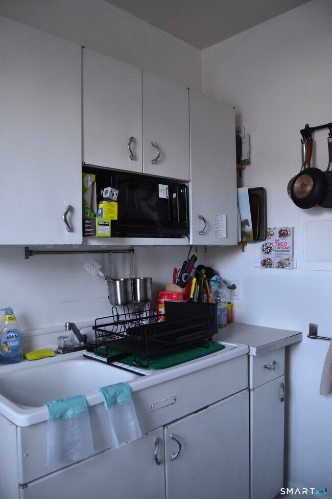 Building Photo - 192 Foster St