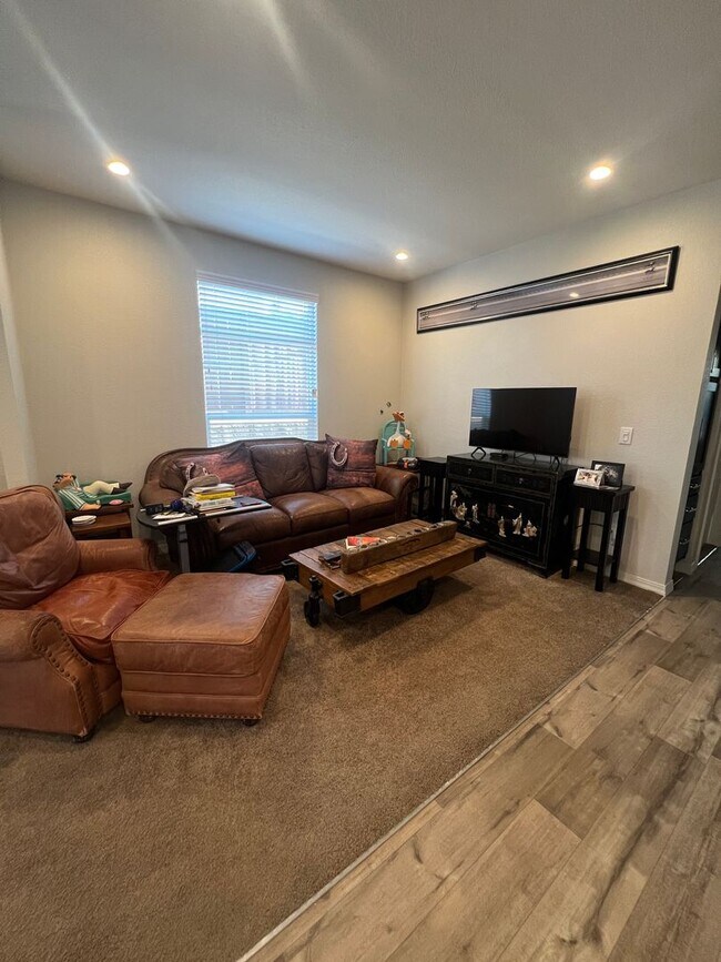 Building Photo - Modern 2-Bed, 2-Bath ADU for Rent – in Upscale Neighborhood