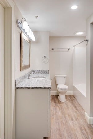 Building Photo - 33 West Main Street