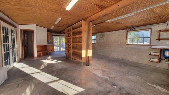 Building Photo - 5847 Venisota Rd