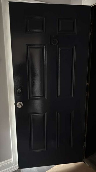 Building Photo - 14300 Lakeshore Blvd