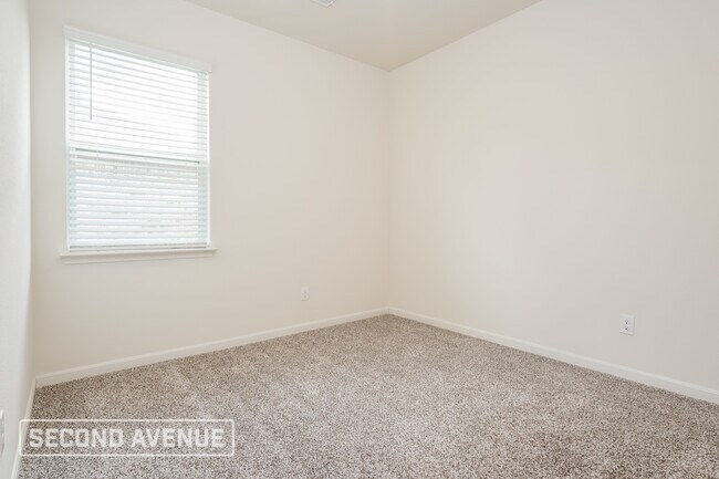 Building Photo - 507 Bennie Leonard St