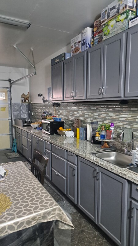 Building Photo - 712 Magnolia Ct