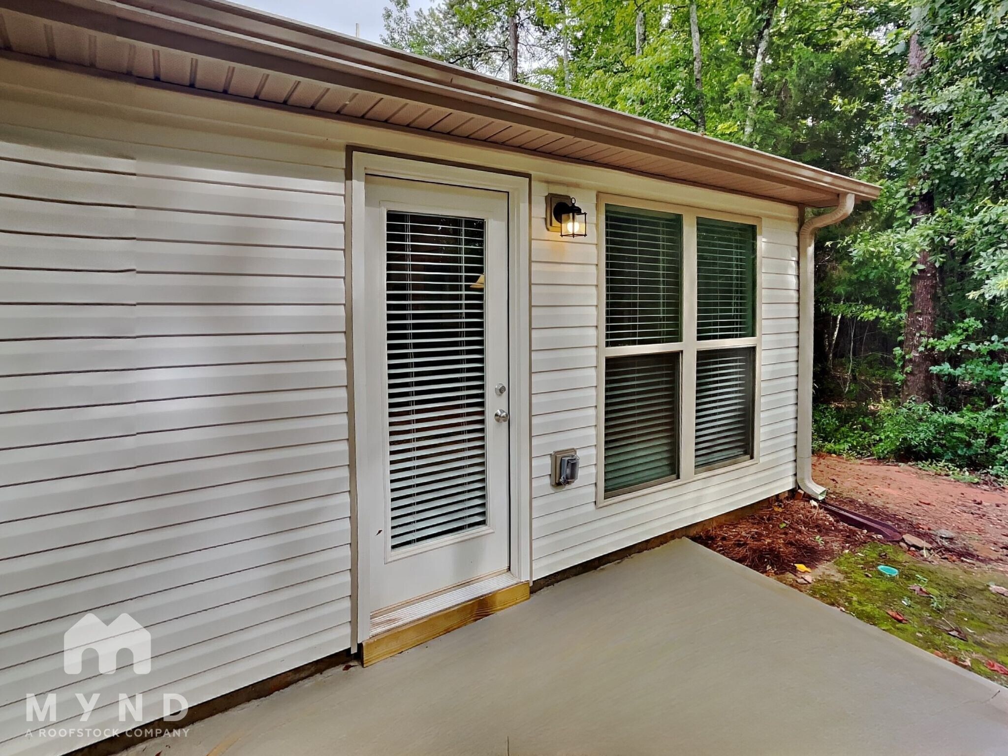 Building Photo - 2320 Spg Brk Dr