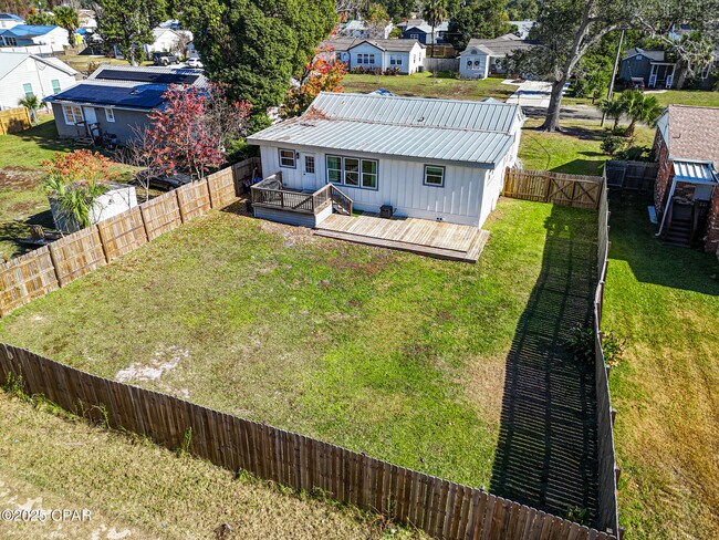 Building Photo - 307 N Palo Alto Ave