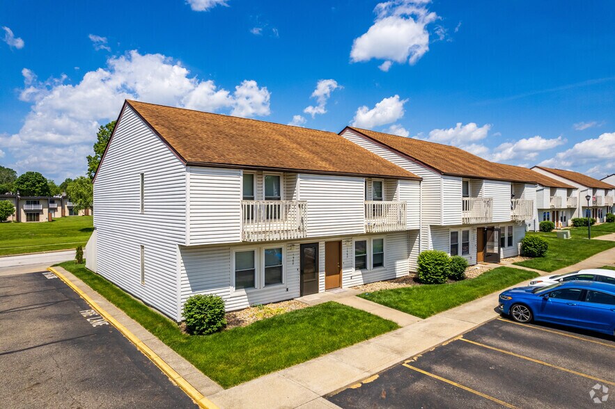 KSU East Townhomes Student Housing 1521 Whitehall Blvd Kent OH