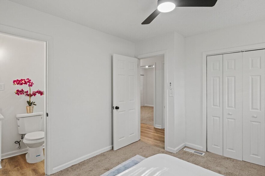 Building Photo - 2378 Green Forrest Dr