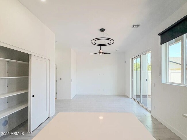 Building Photo - 3109 N 39th St