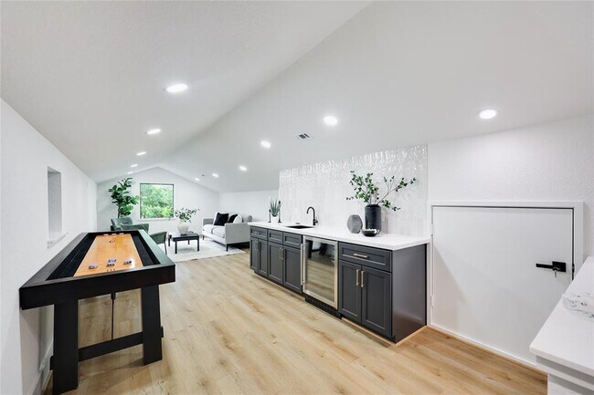 Building Photo - 5510 Harvest Oak Landing Dr