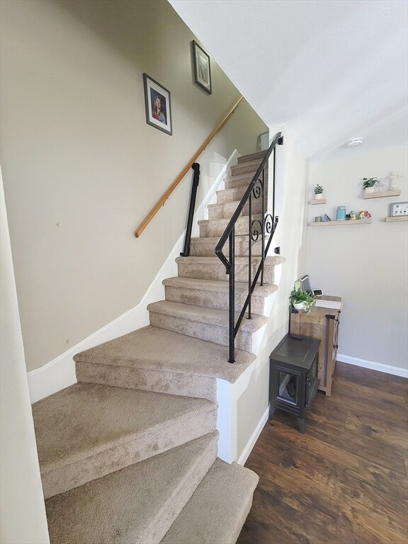 Building Photo - 273 Forge Village Rd