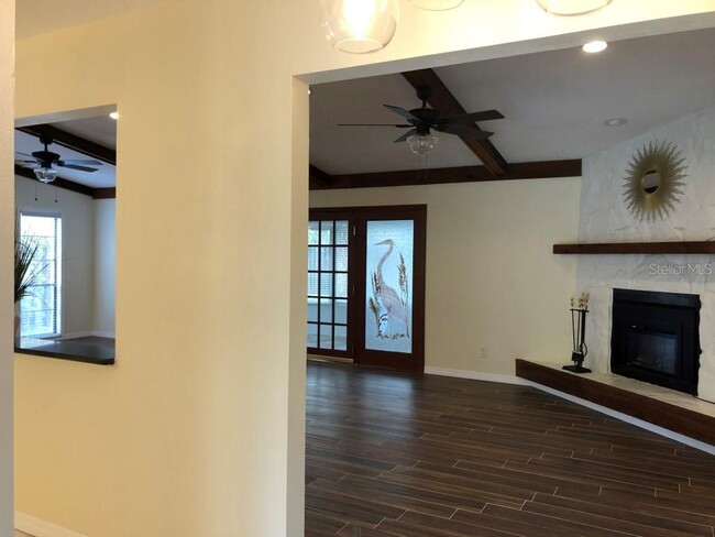 Building Photo - 12706 Rain Forest St