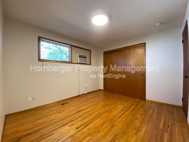 Building Photo - 4119 N Howard St