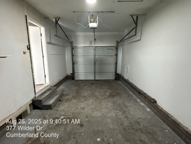 Building Photo - 377 Wilder Dr