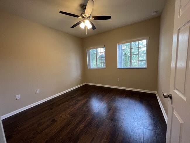 Building Photo - 3222 NW 31st Terrace