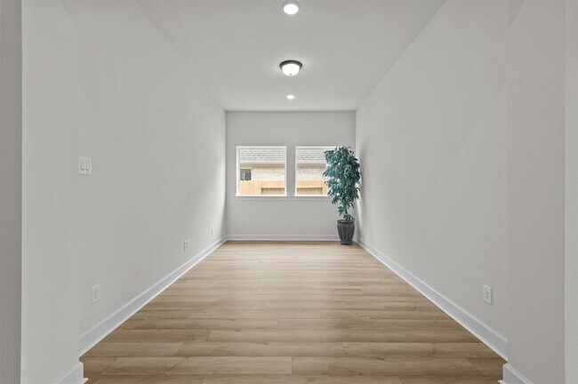 Building Photo - 29626 Cedar Elm Wy