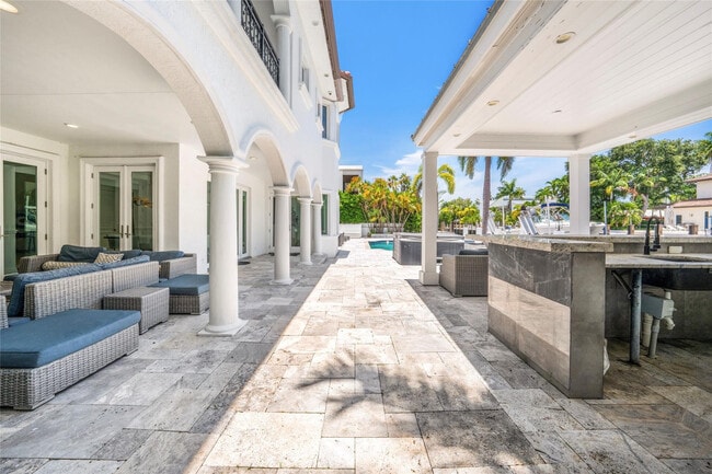 Building Photo - 438 Coconut Isle Dr