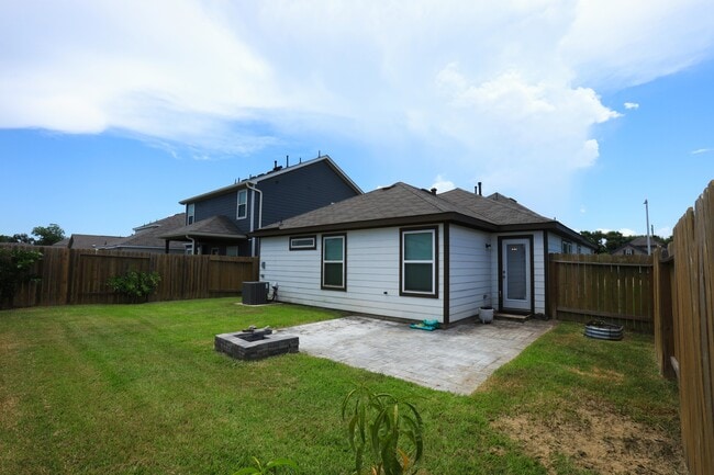 Building Photo - 233 Laura Leigh Ln