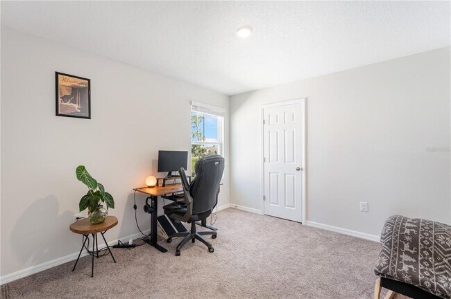 Building Photo - 14884 Summer Br Dr