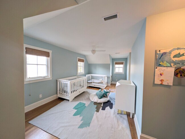 Building Photo - 7200 Airlie Pl
