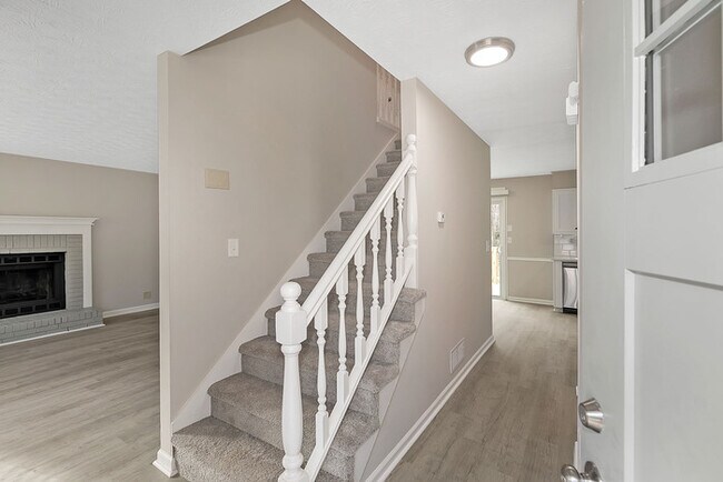 Building Photo - 2614 Bronco Trail
