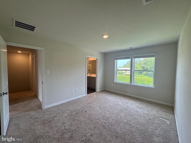 Building Photo - 95 Filbert Dr