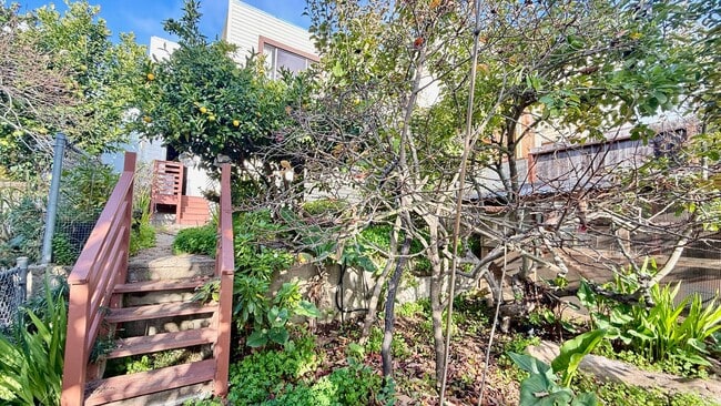 Building Photo - Charming Silver Terrace 3 Bedroom/1 BA SFH with Private Garden Oasis +Flex Bonus Room- AMSI