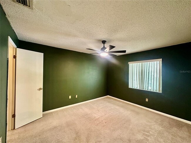 Building Photo - 630 Pavare Ct