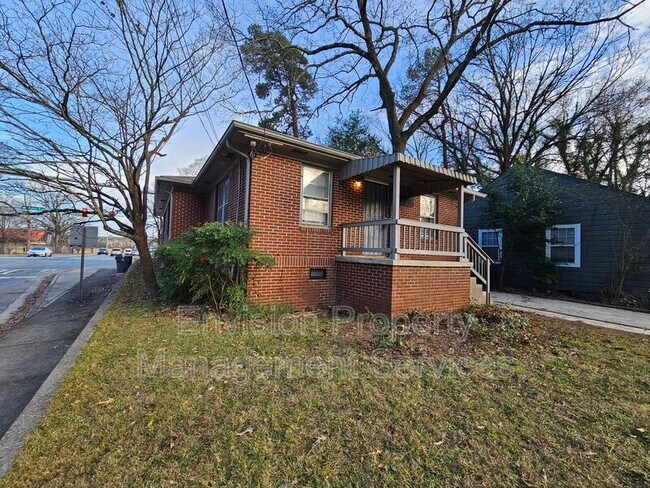 Building Photo - 2036 McPherson Drive