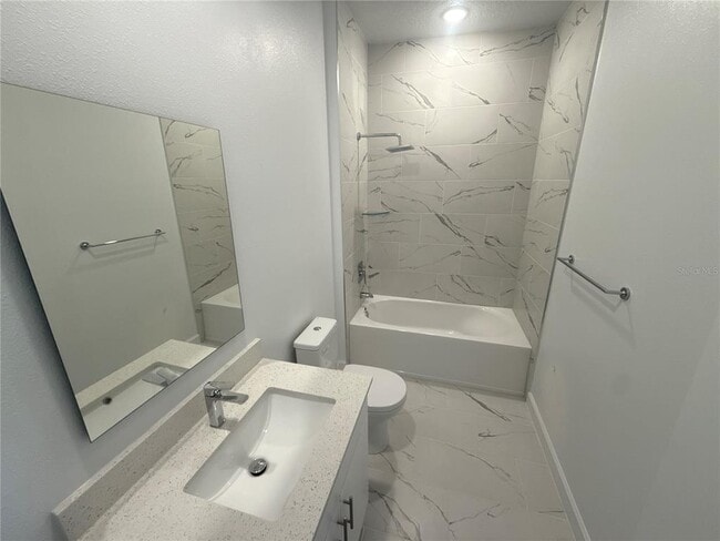 Building Photo - 399 Famagusta Dr