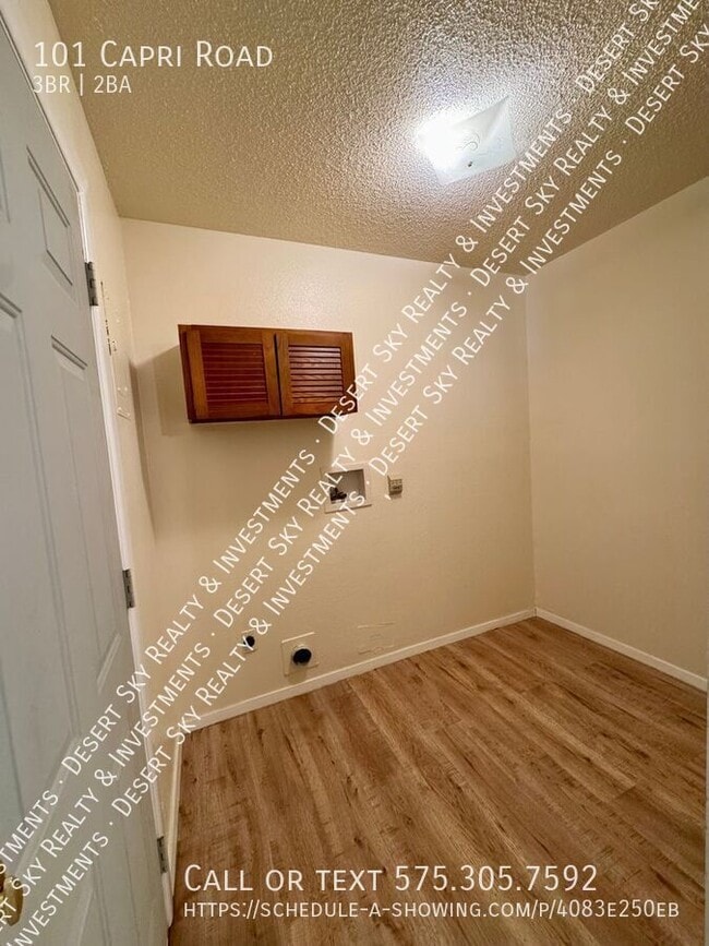 Building Photo - 101 Capri Rd