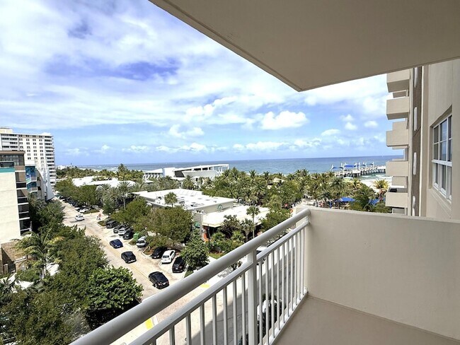 Building Photo - 133 N Pompano Beach Blvd