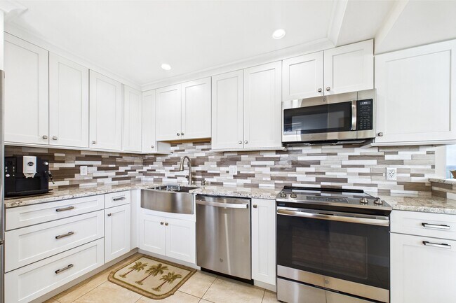 Building Photo - 100 Ocean Trail Way