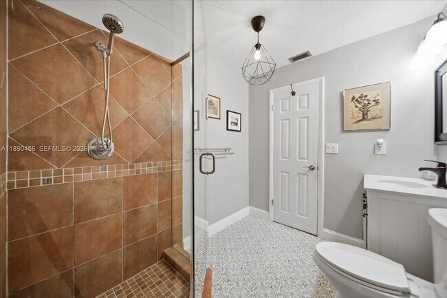 Building Photo - 960 Bayberry Point Dr