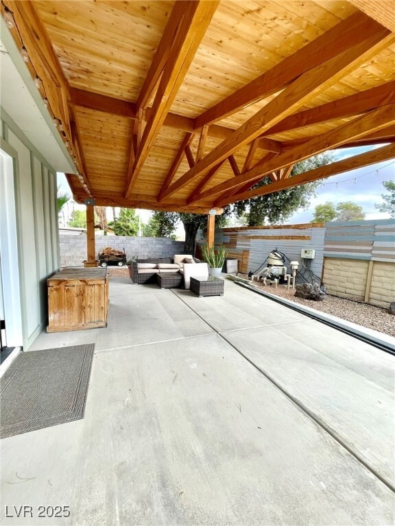 Building Photo - 2246 Windsor Dr